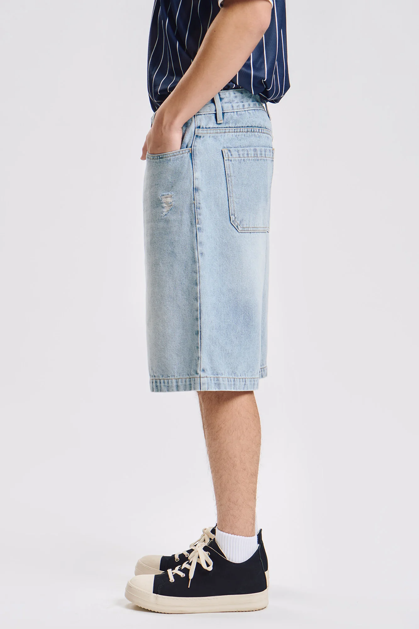 Baggy Denim Distressed Shorts - Image 4