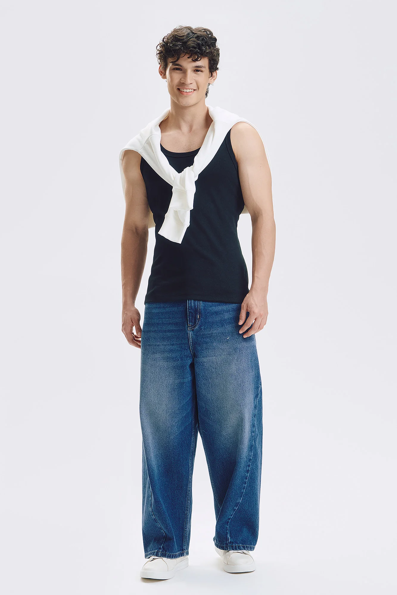 Baggy Fit 5-Pocket Denim Jeans with Twisted Seam - Image 5