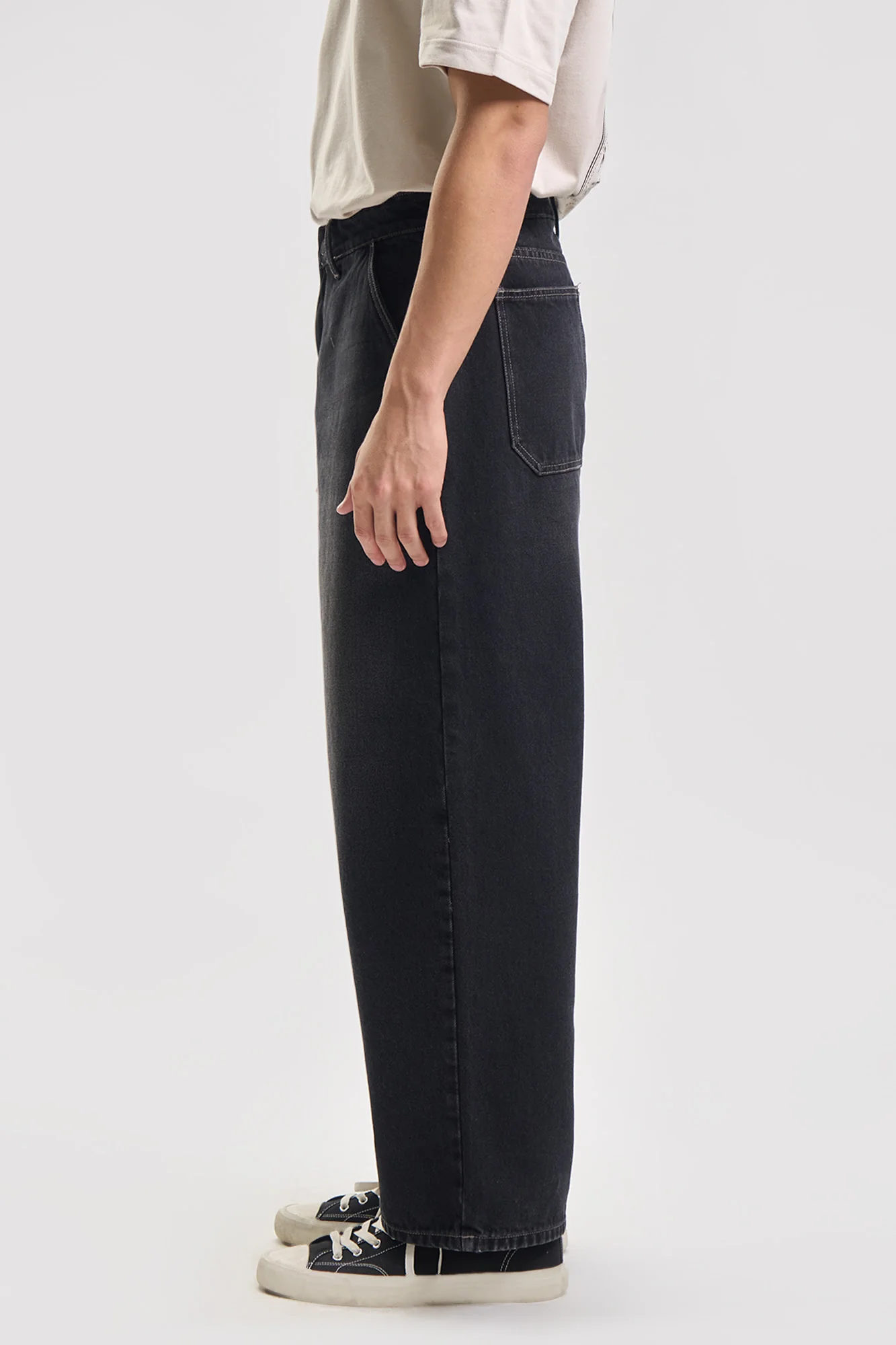 Baggy Fit 5-Pocket Jeans - Image 3