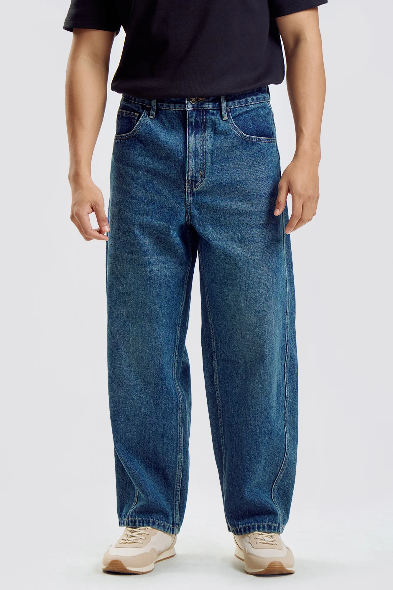 Barrel Fit 5-Pocket Jeans