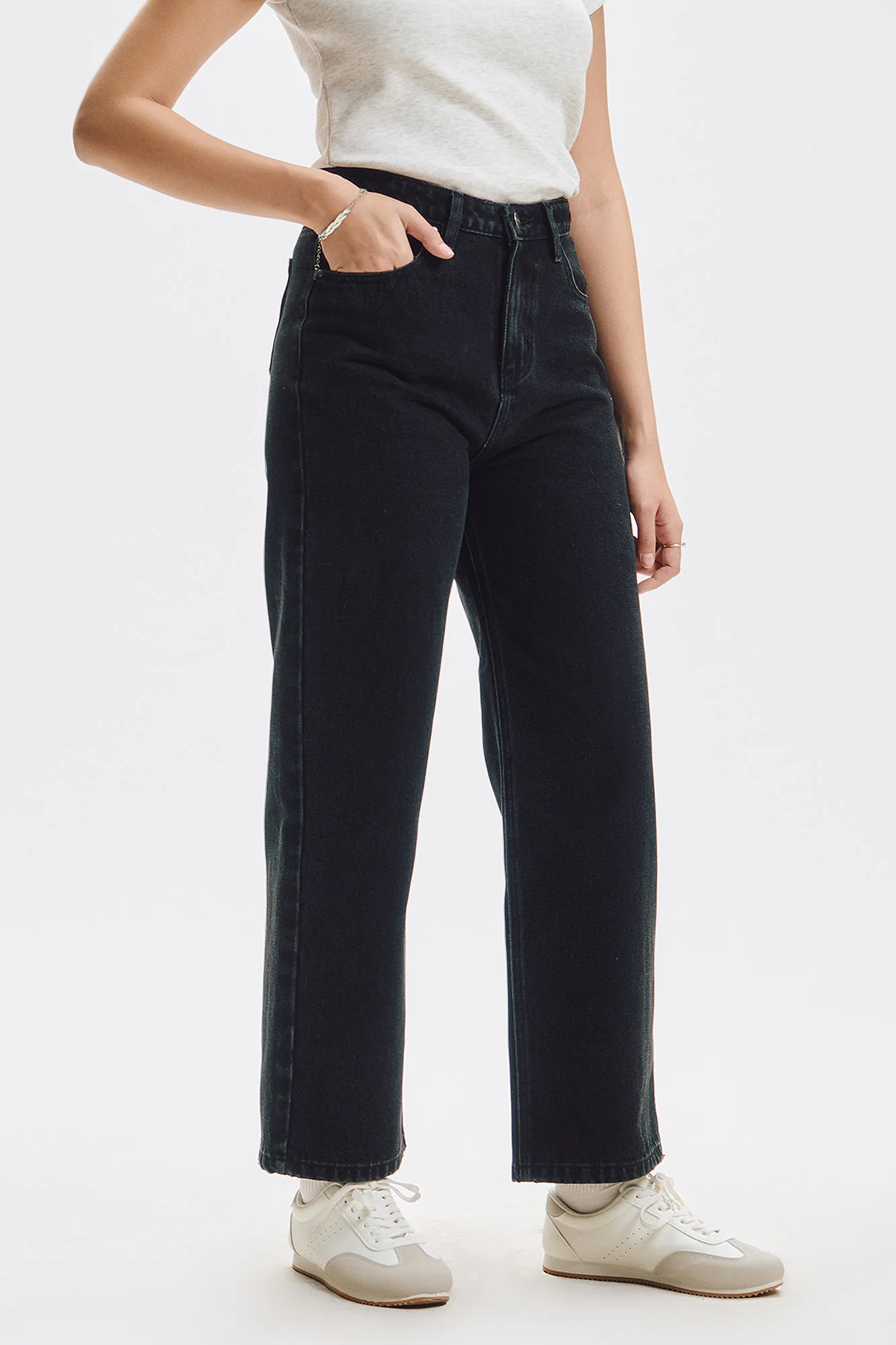 Classic Straight Fit Jeans - Image 3
