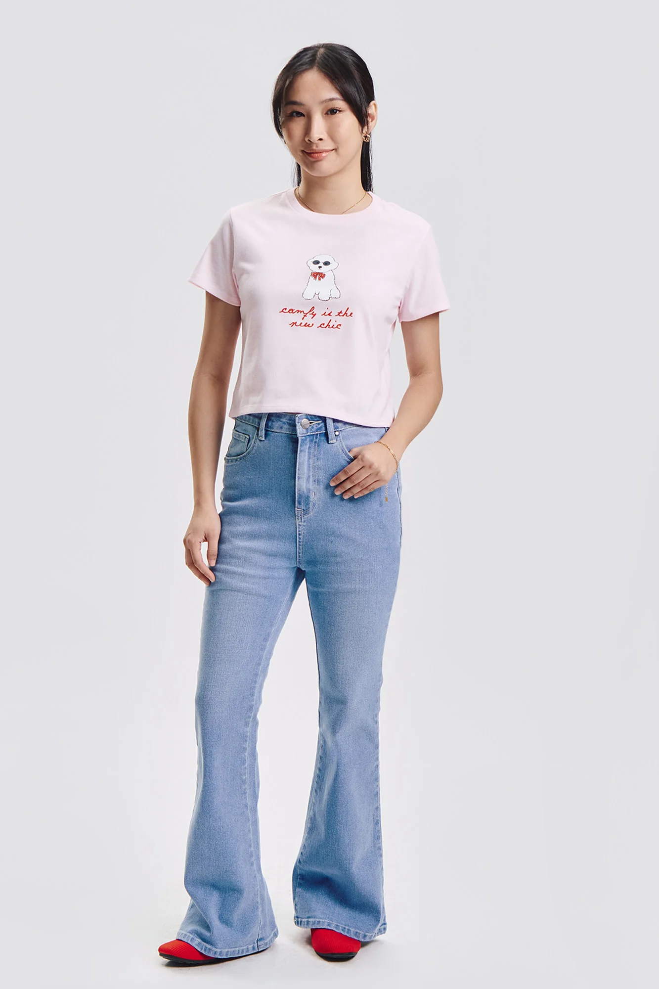 Comfy Is The New Chic Slim Graphic T-Shirt - Image 4