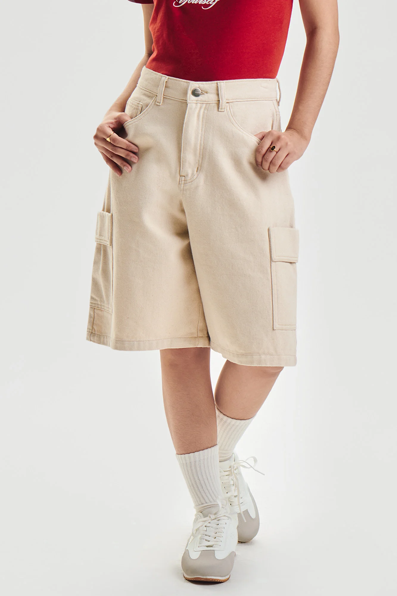 Contrast Stitching Cargo Bermuda Shorts