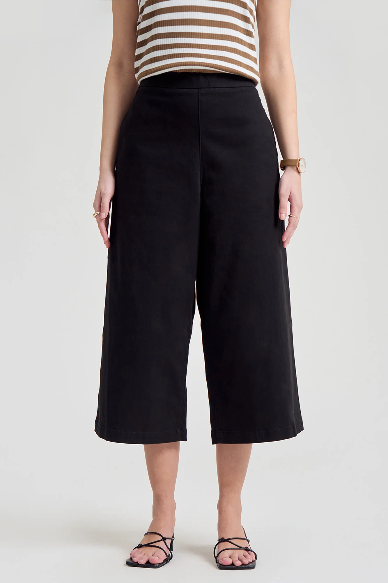 Cropped Wide Leg Trousers