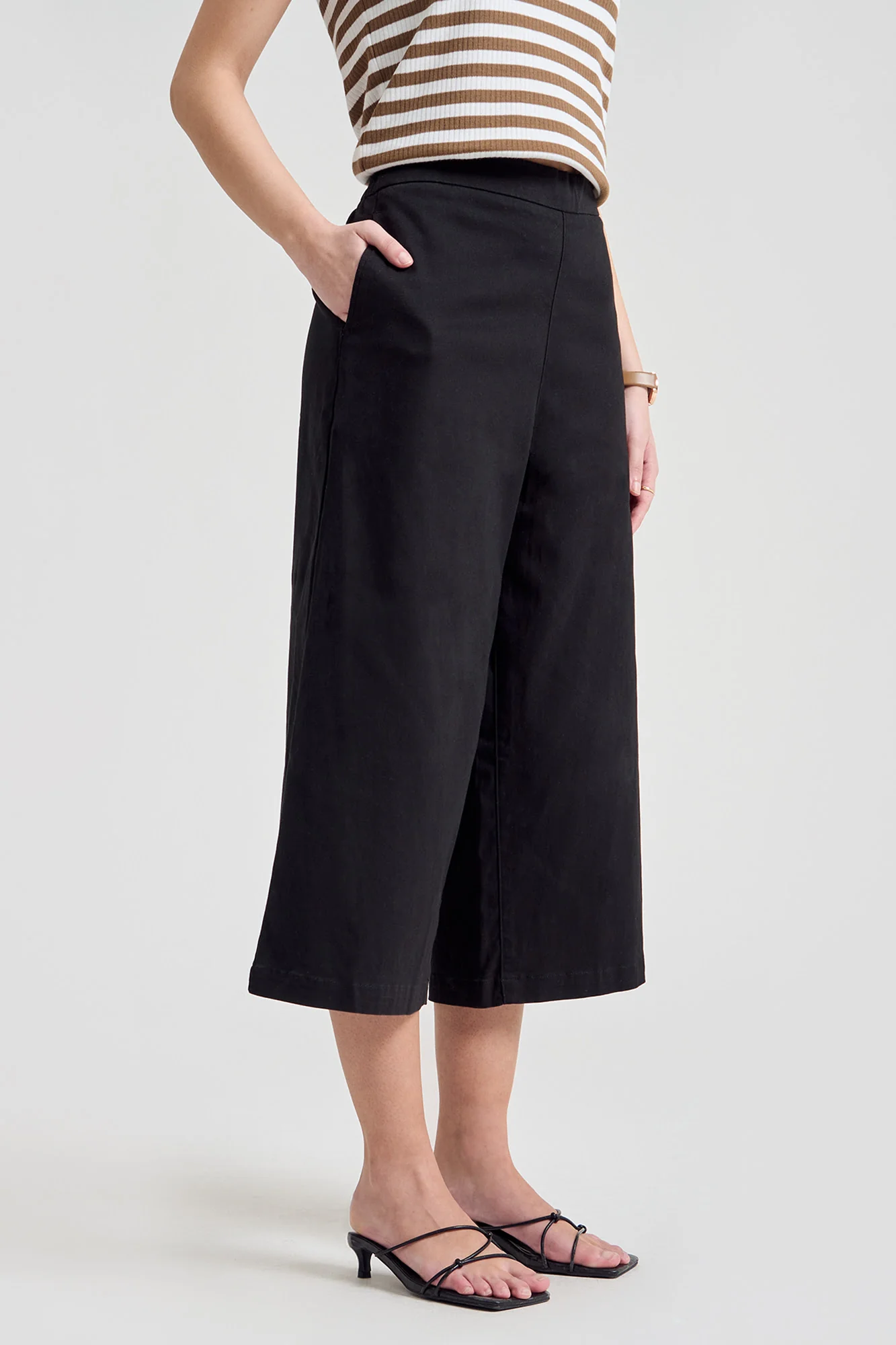 Cropped Wide Leg Trousers - Image 4