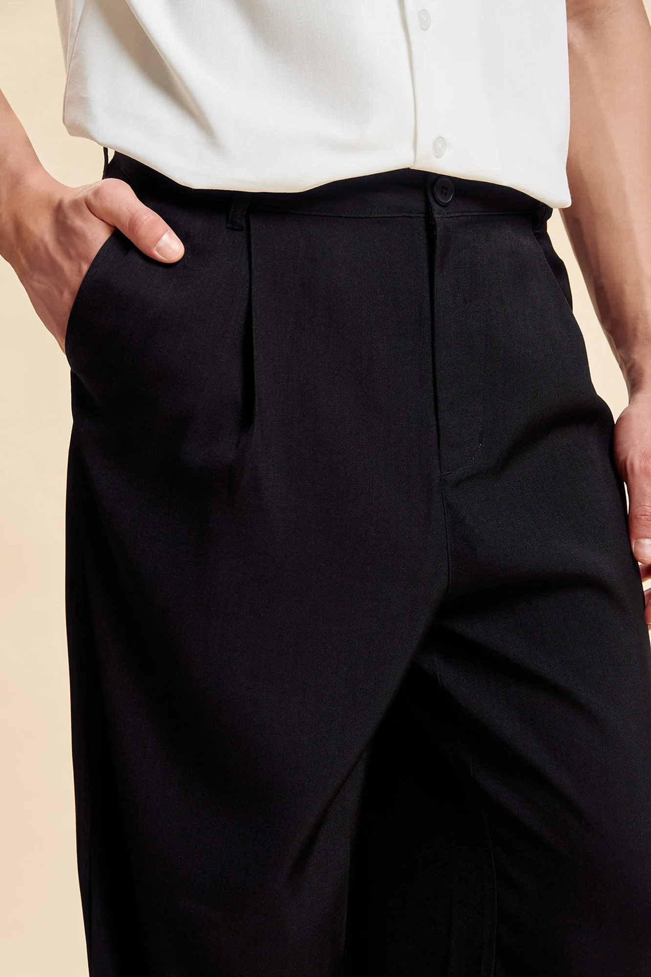 Drees Code Wide Fit Pleated Pants - Image 2