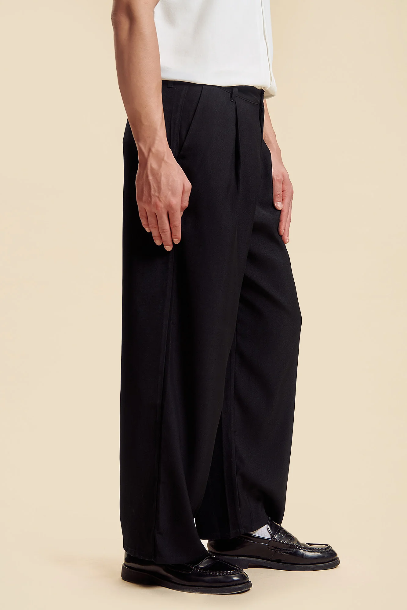 Drees Code Wide Fit Pleated Pants - Image 3