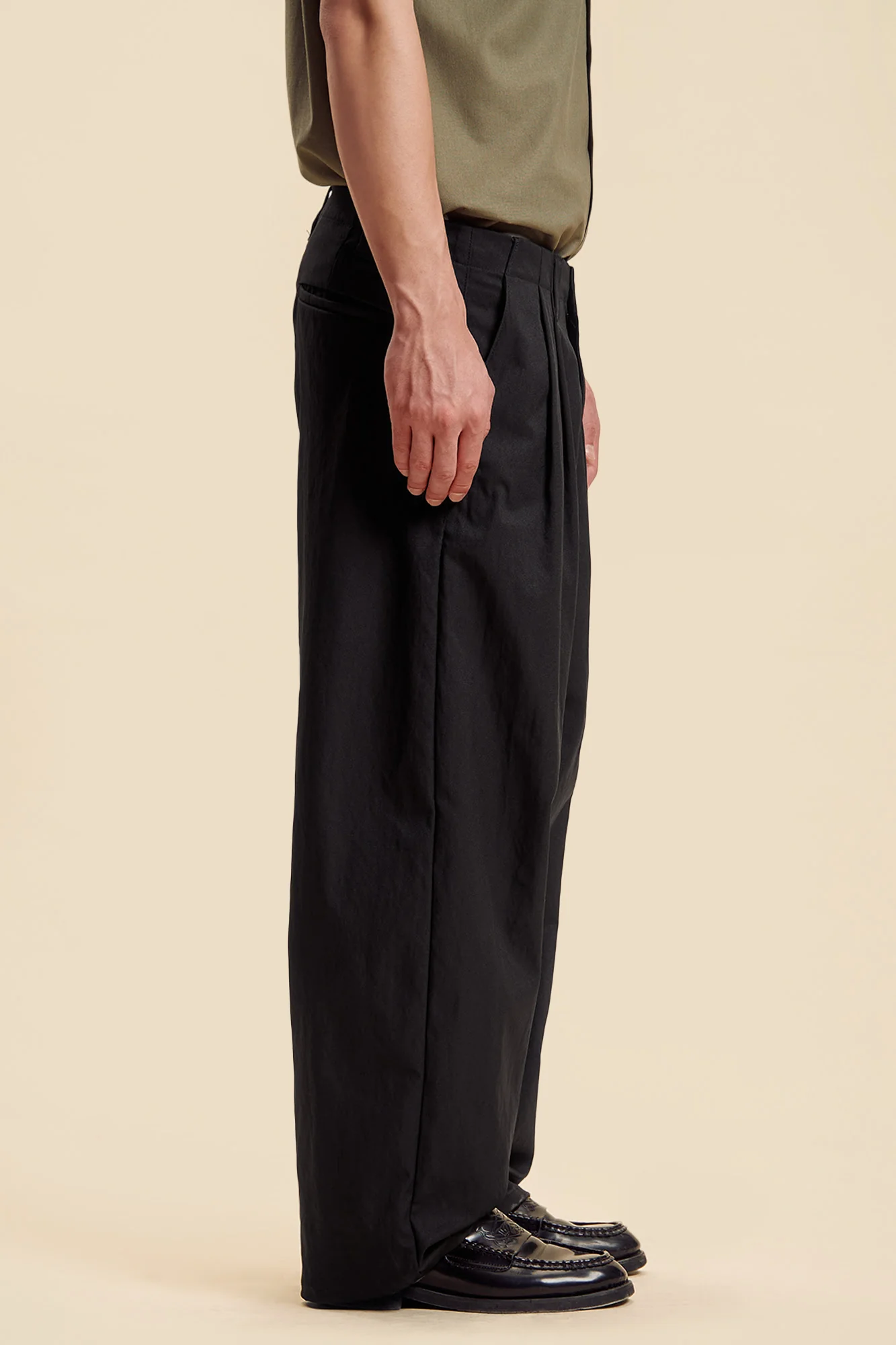 Dress Code Baggy Fit Pleated Pants - Image 3