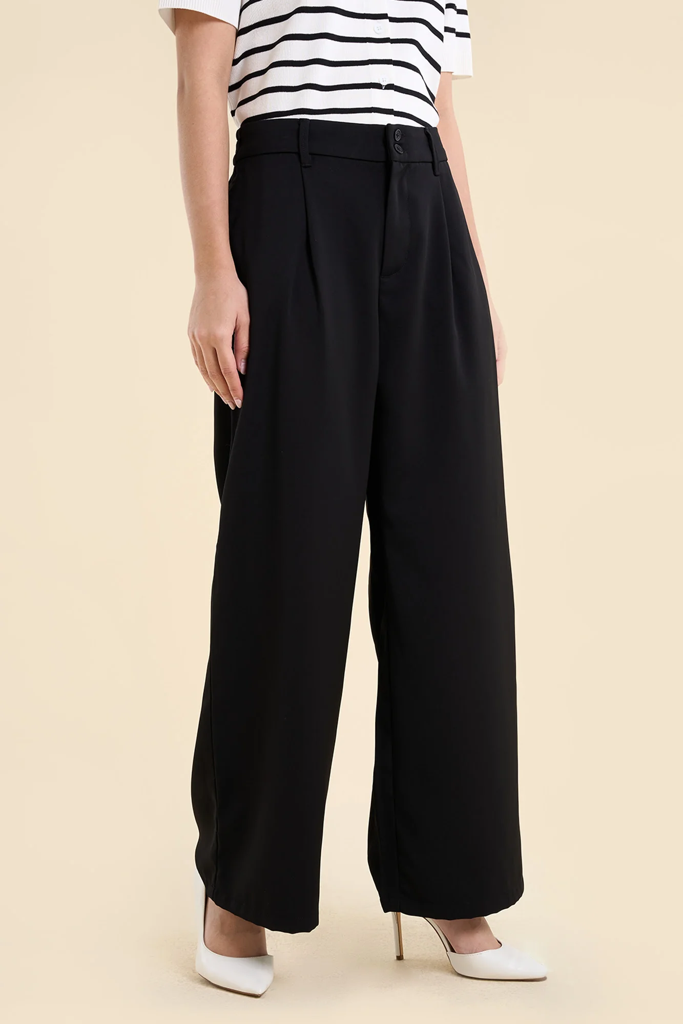 Dress Code Wide Fit Pleated Pants