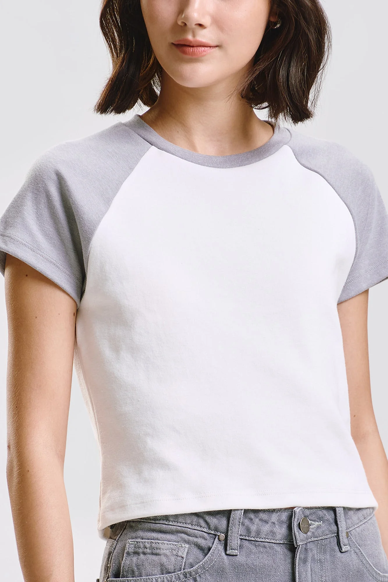 Essentials Raglan T-Shirt - Image 14