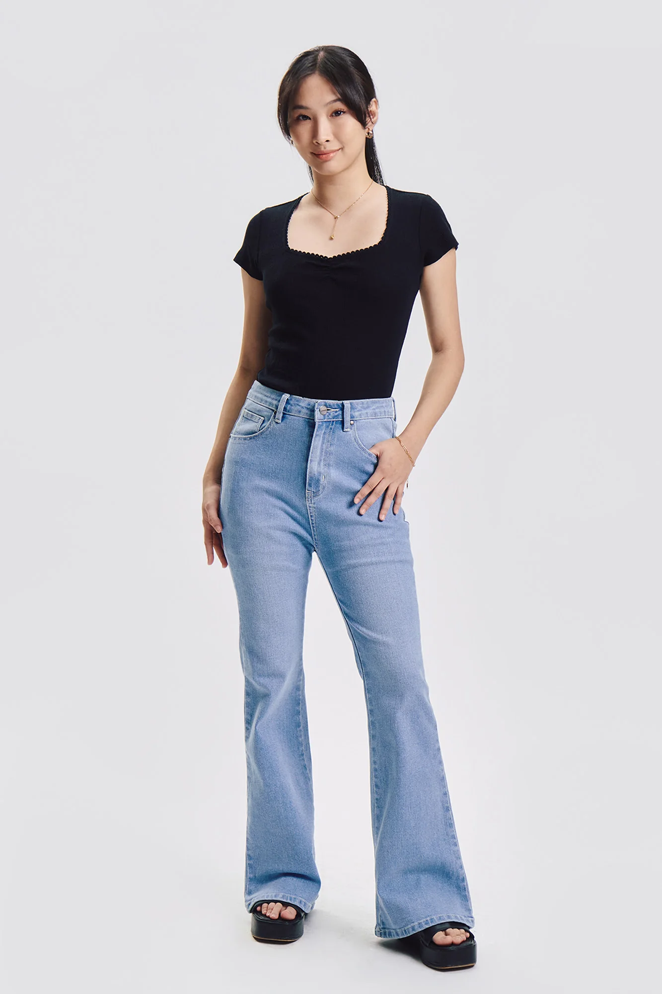 Flared High Jeans - Image 5