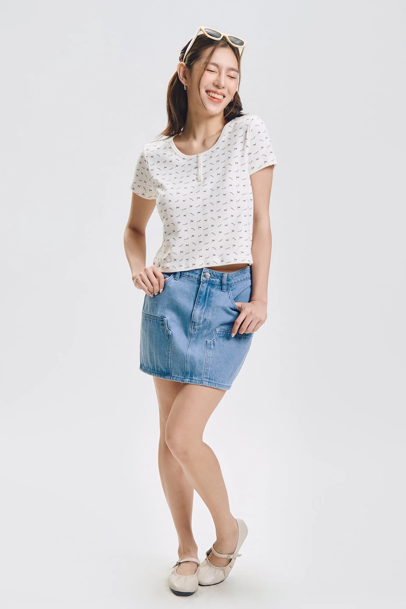 Floral Henley All-Over Print Top - Image 4