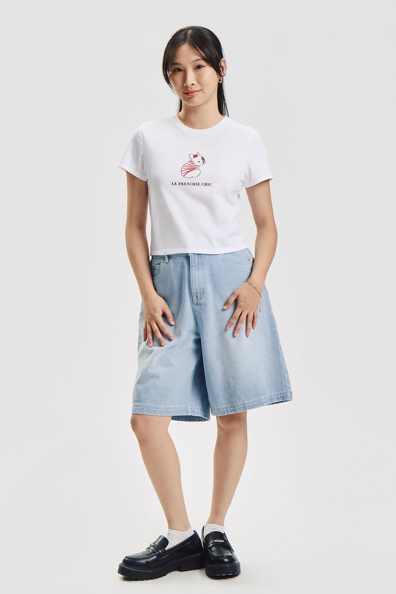 Le Frenchie Chic Slim Graphic T-Shirt - Image 4