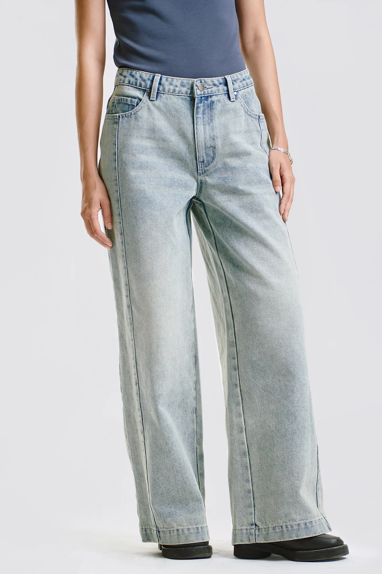Low Wide Fit Jeans