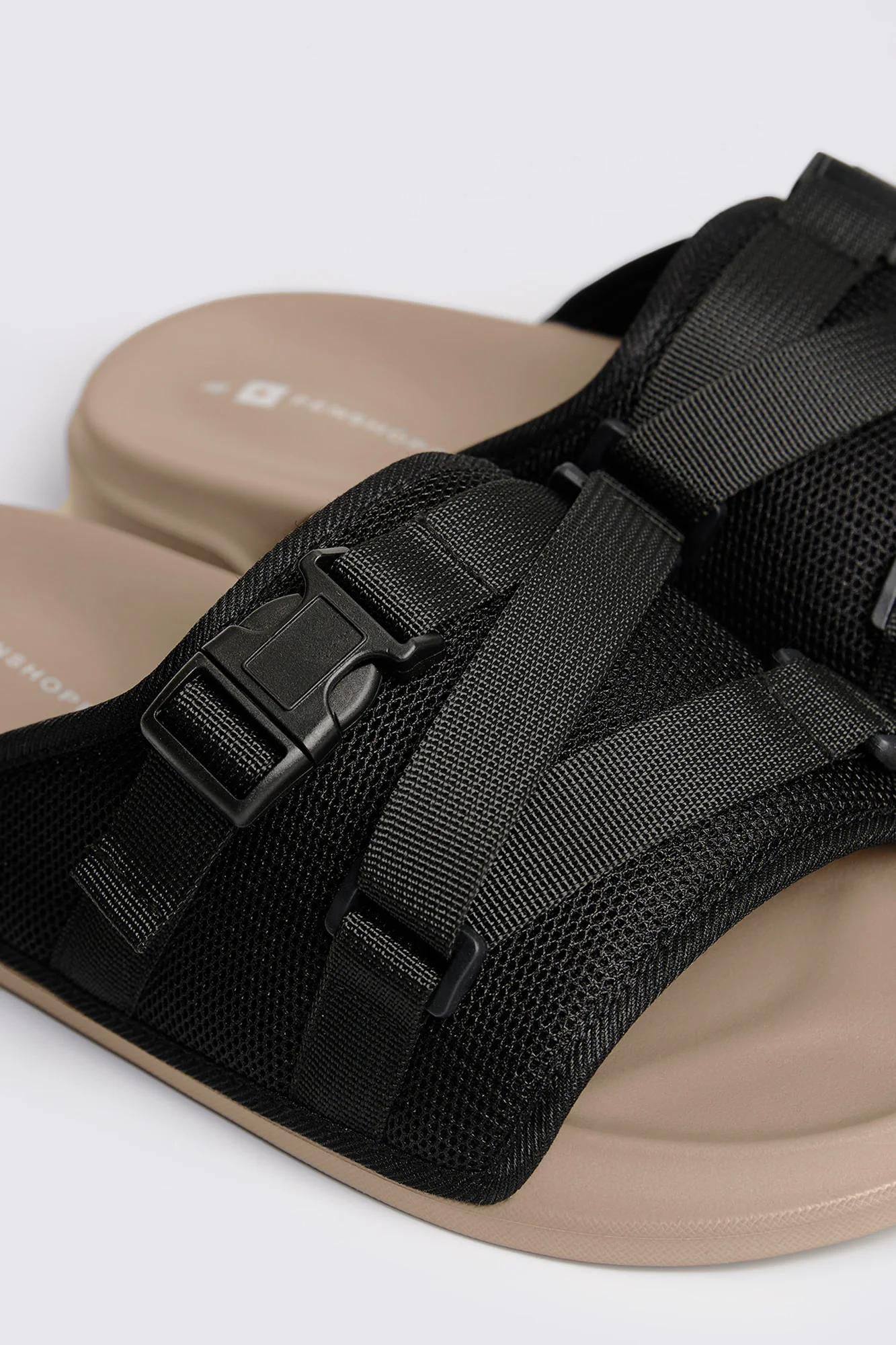 Men's One Band Mesh Slides - Image 4