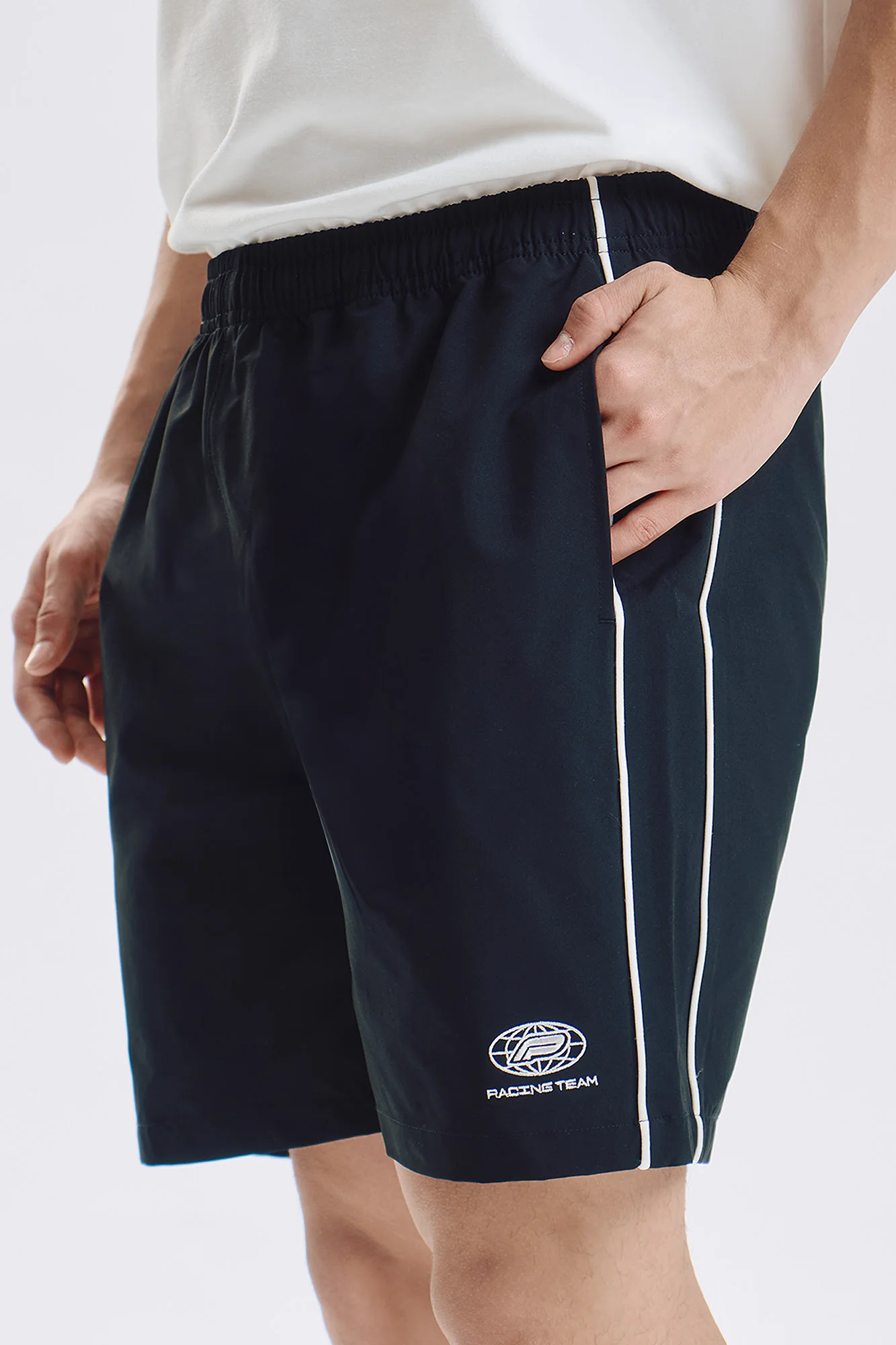Modern Fit Contrast Detail Shorts - Image 2