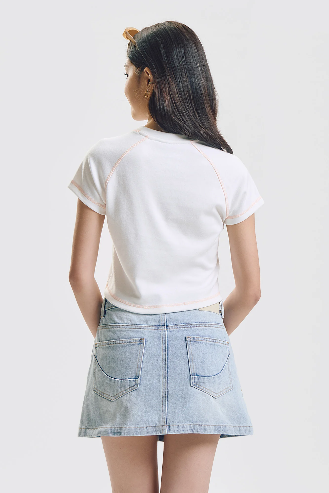 Peaches Slim Raglan Graphic T-Shirt - Image 3