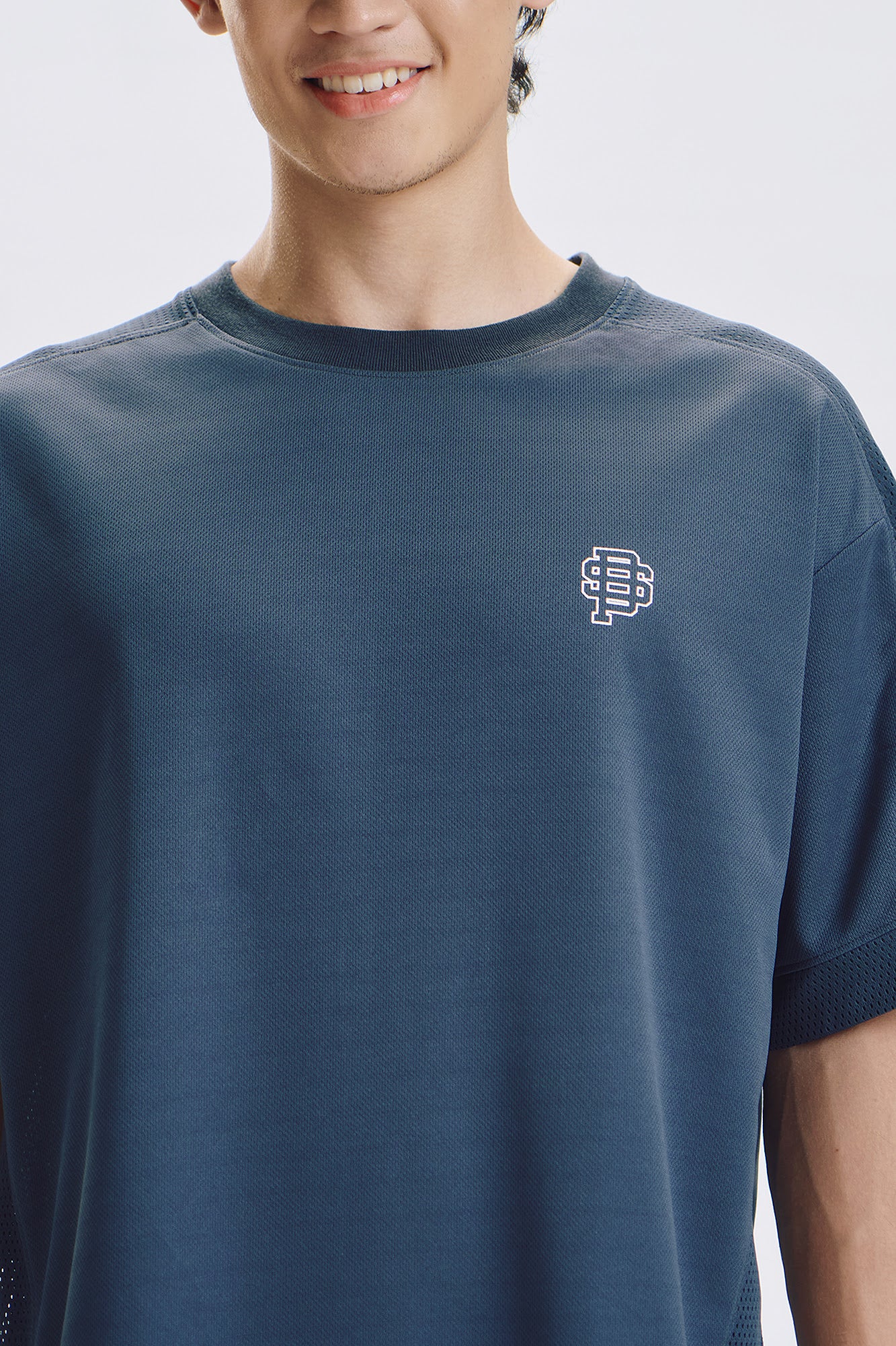 Penshoppe 86 Relaxed T-Shirt - Image 4