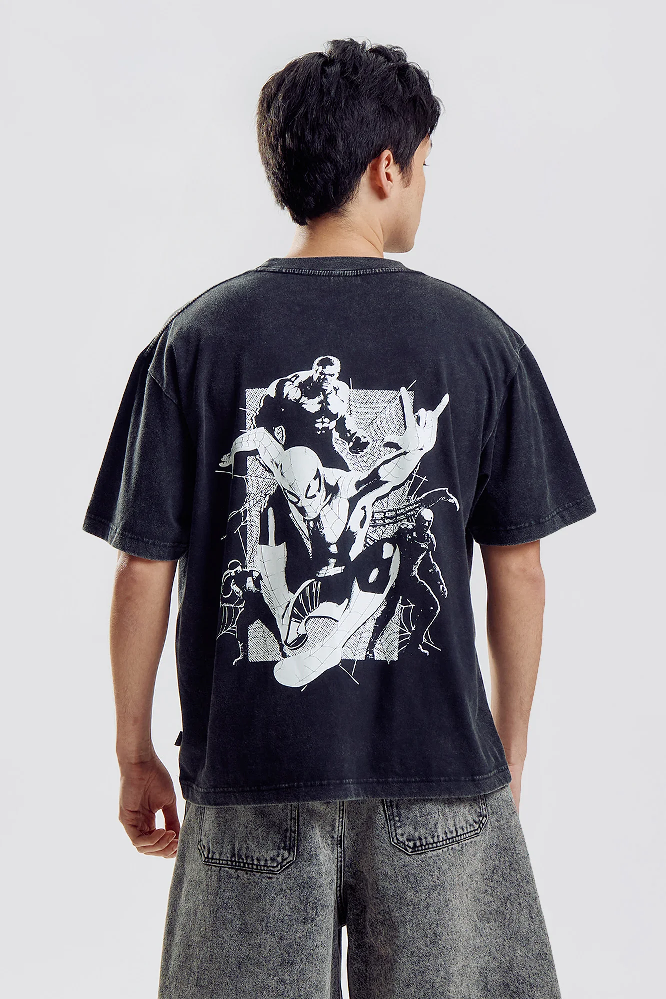 Penshoppe Marvel Spider-Man Relaxed Graphic T-Shirt
