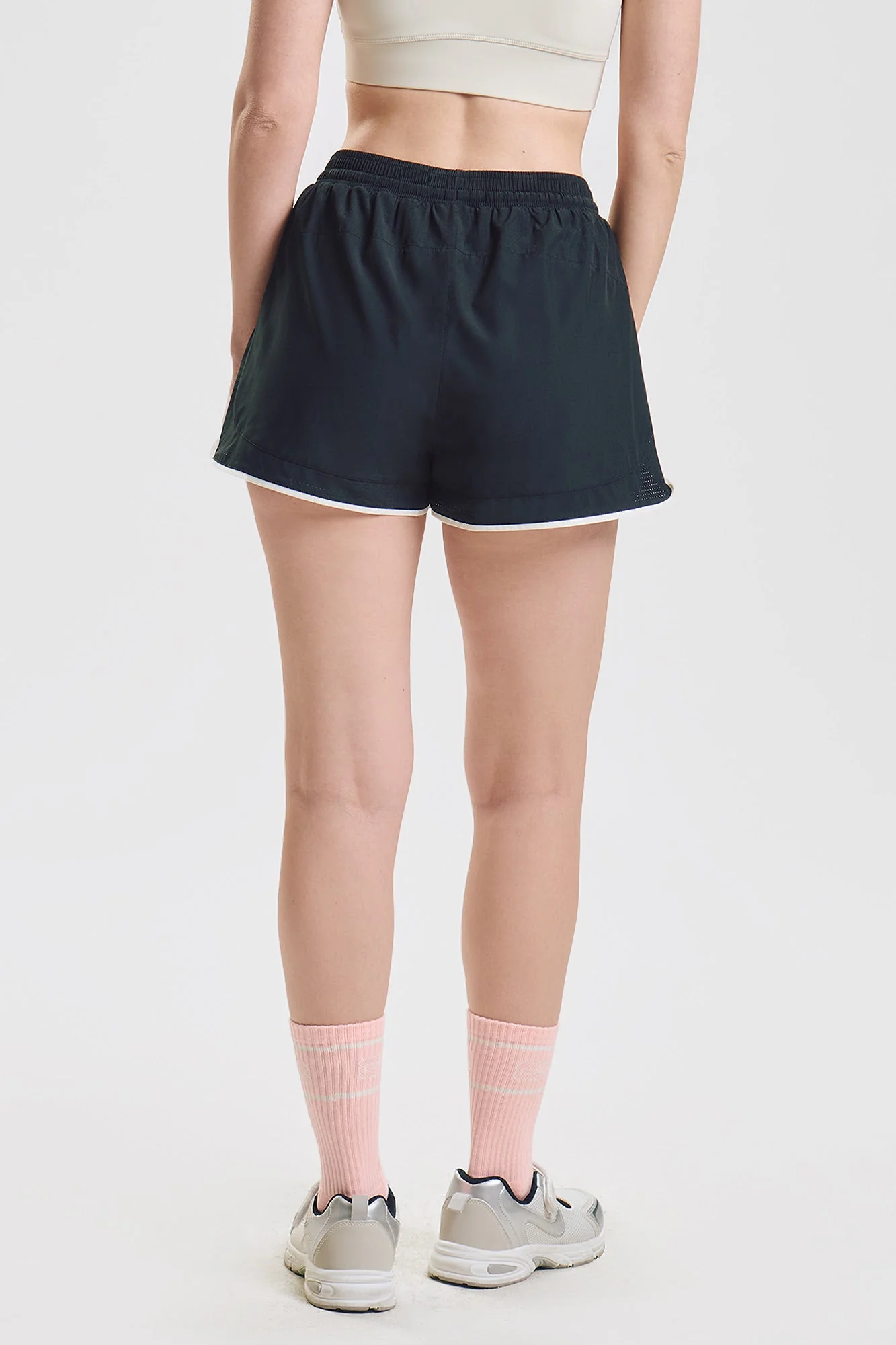Penshoppe Play Shorts With Compression - Image 5