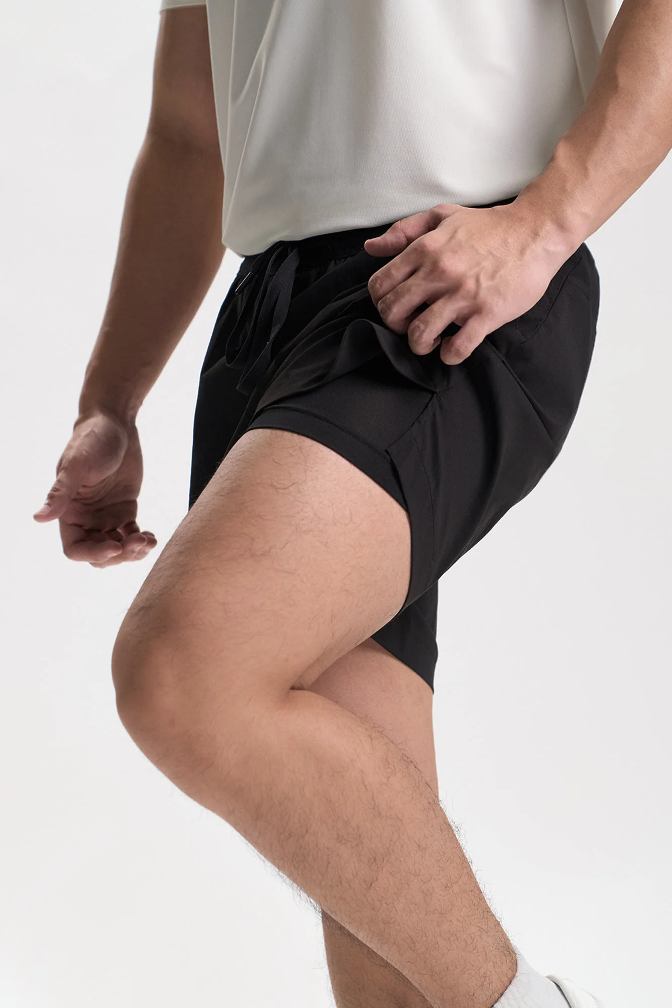 Penshoppe Play Trainers Shorts with Compression - Image 3