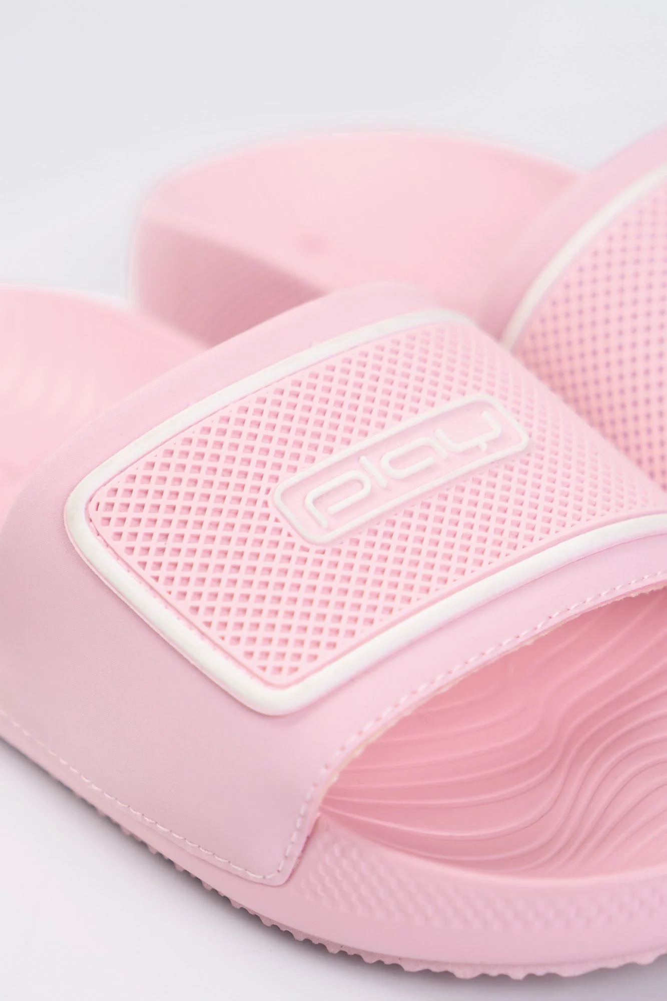 Penshoppe Play Women's Soft Sole Slides - Image 8