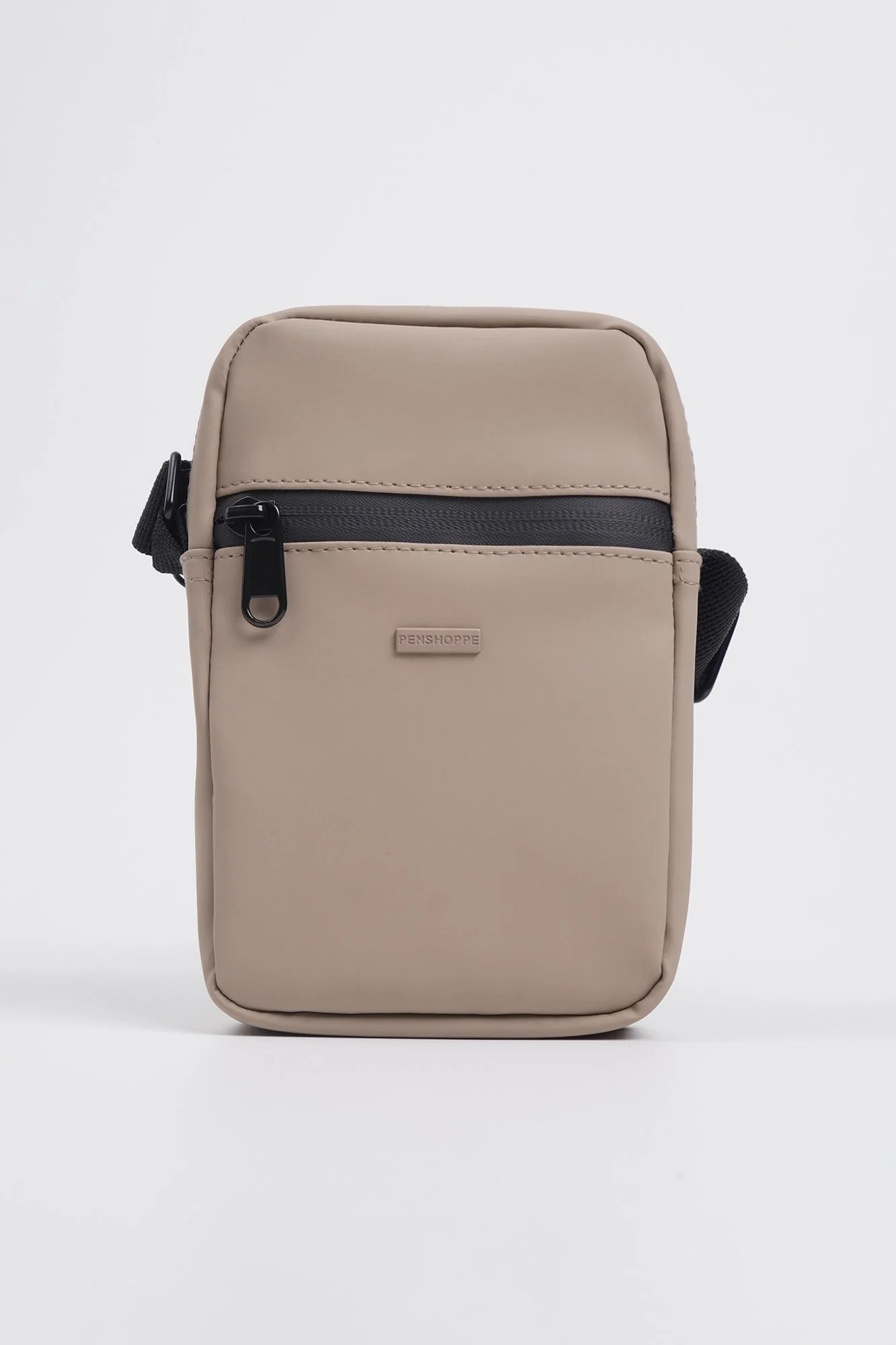 Penshoppe Staples PU Coated Lifepack - Image 5