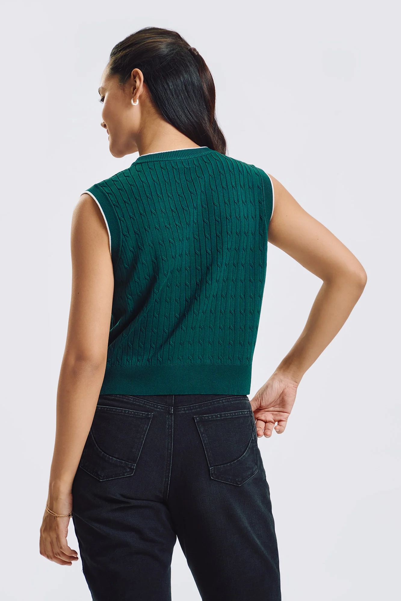 Relaxed Cable Knit Vest - Image 3