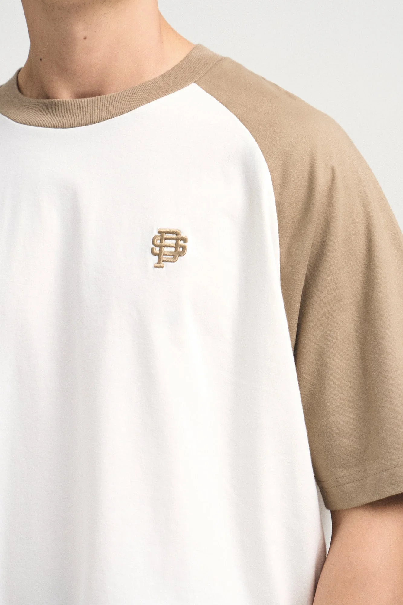 Relaxed Fit Raglan T-Shirt with Embroidery - Image 10