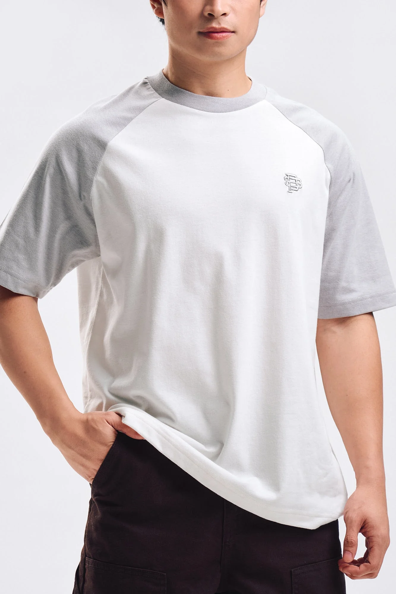 Relaxed Fit Raglan T-Shirt with Embroidery - Image 6