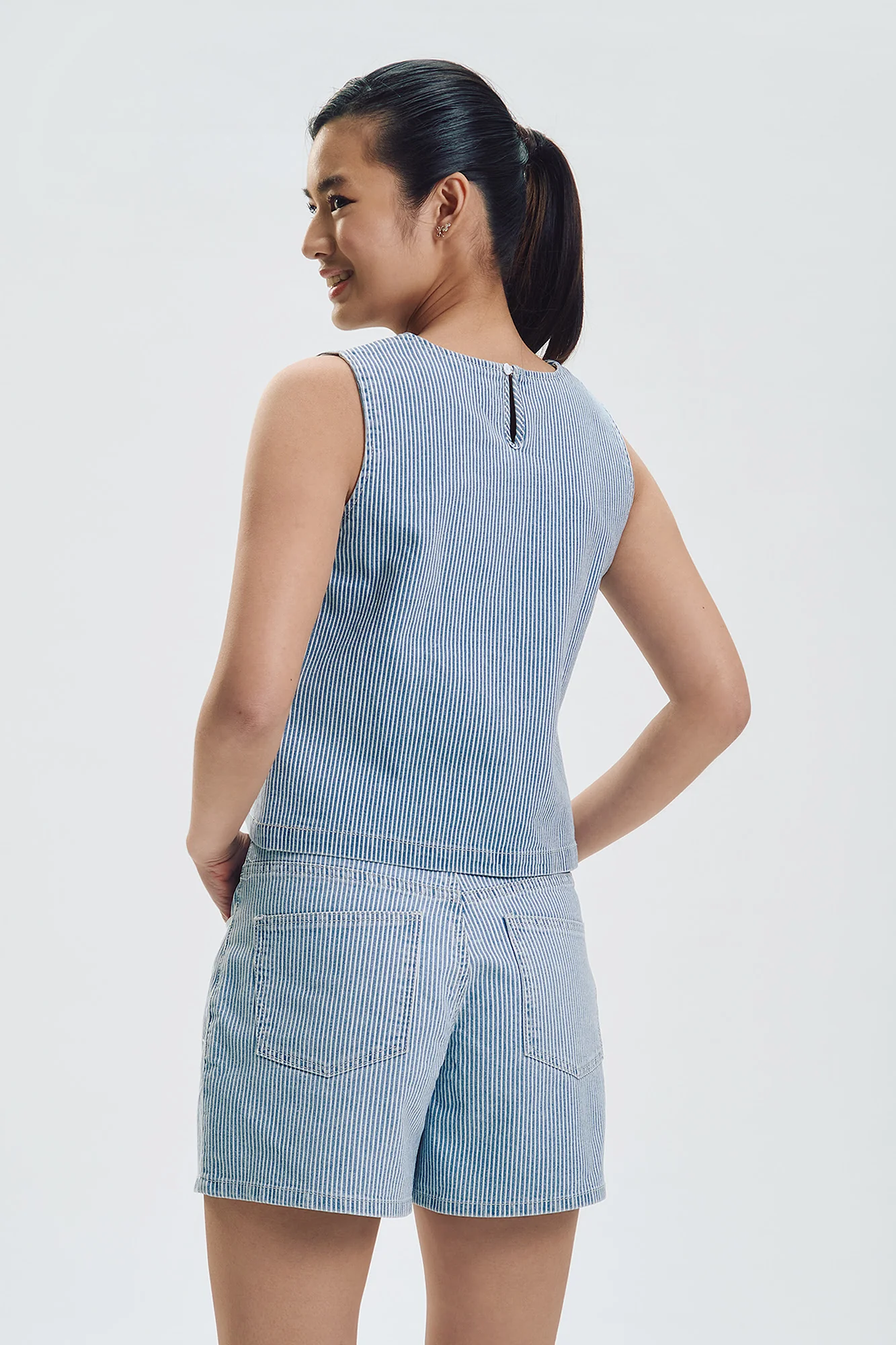 Sleeveless Striped Relaxed Top - Image 3