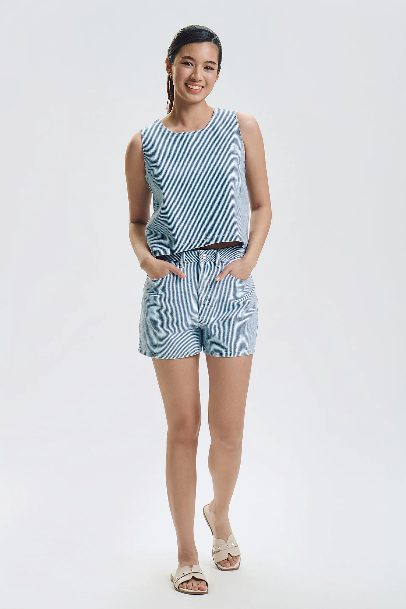Sleeveless Striped Relaxed Top - Image 4