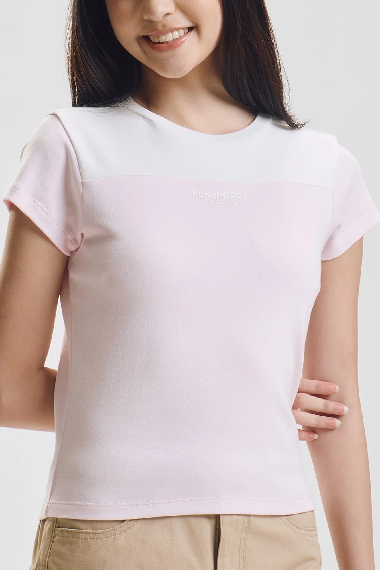 Slim Contrast Color Blocking T-Shirt with Branding - Image 6