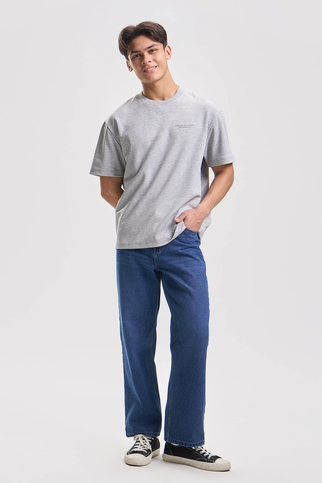 Straight Fit 5-Pocket Jeans - Image 5