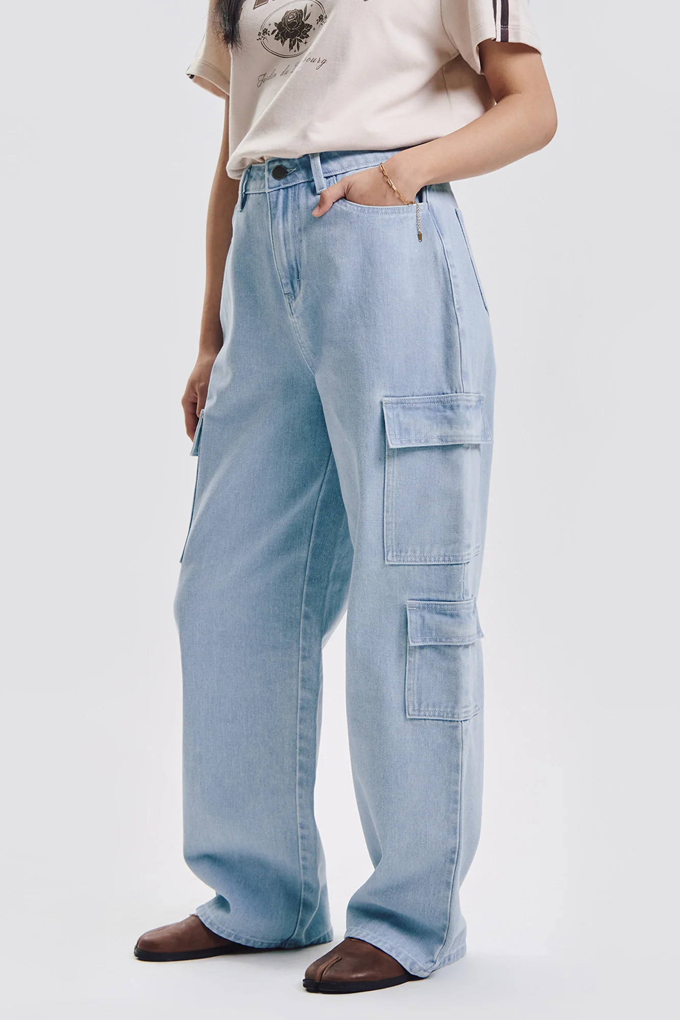 Straight Fit Cargo Jeans - Image 3