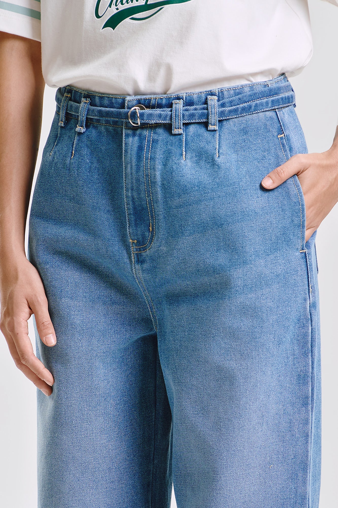 Straight Fit Jeans with Belt - Image 2