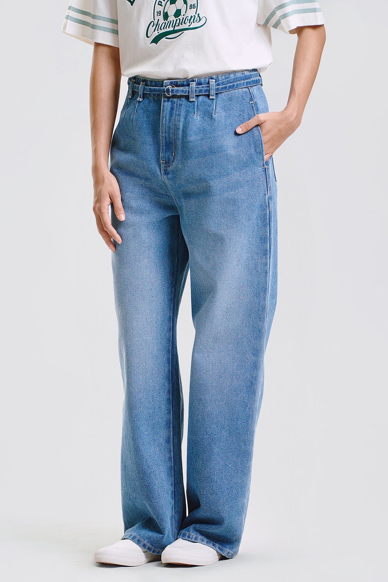 Straight Fit Jeans with Belt - Image 4