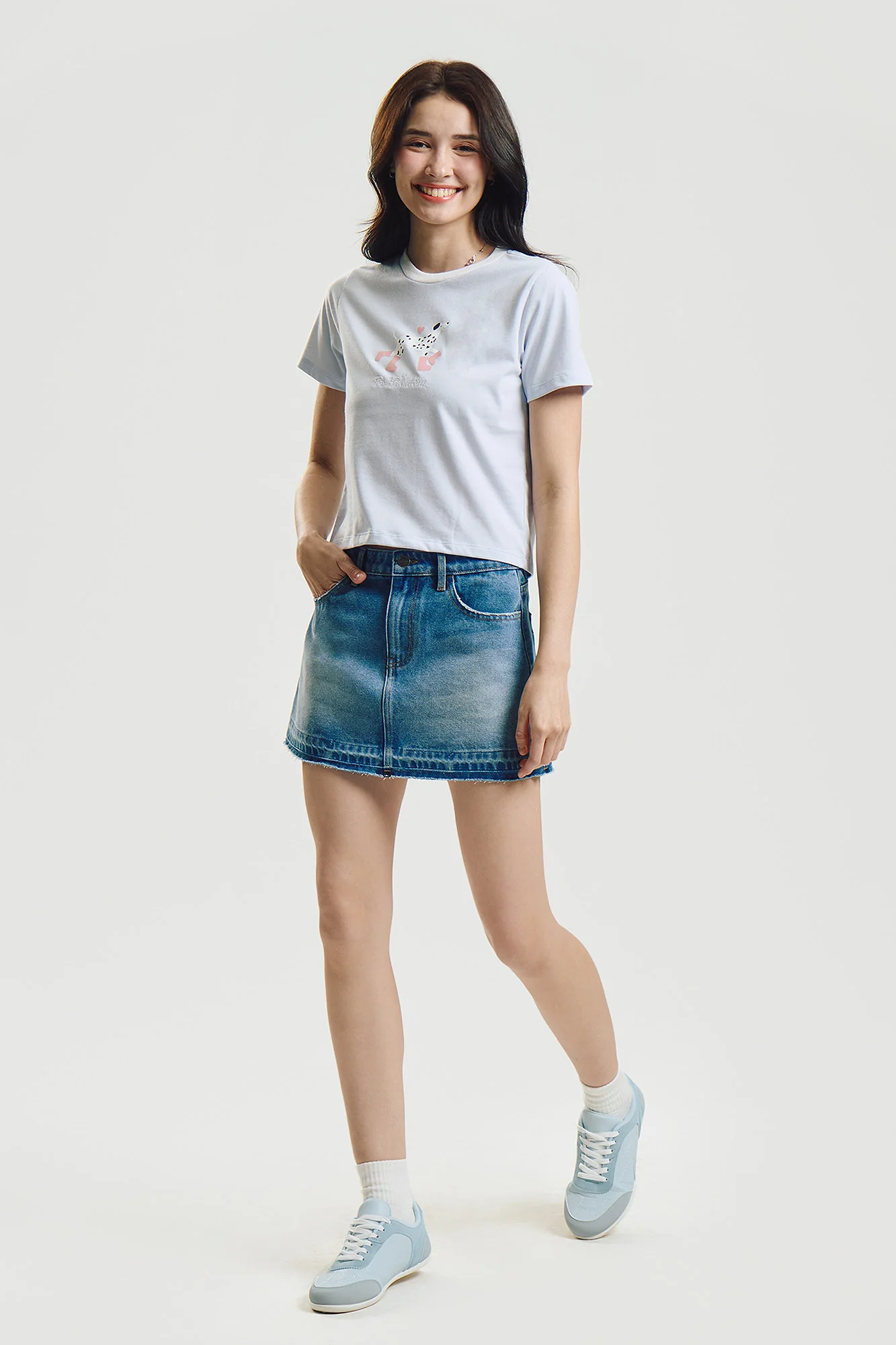 Too Fabulous Relaxed Ringer Graphic T-Shirt - Image 4