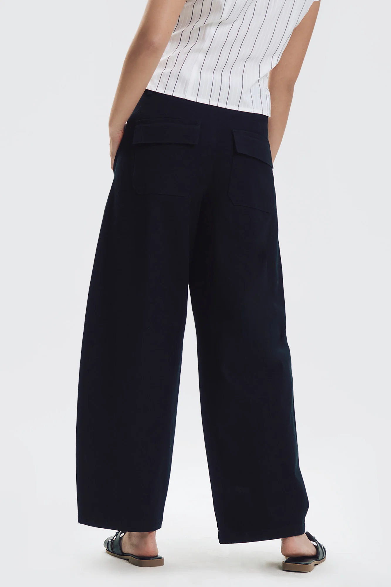 Twill Barrel Pants - Image 4