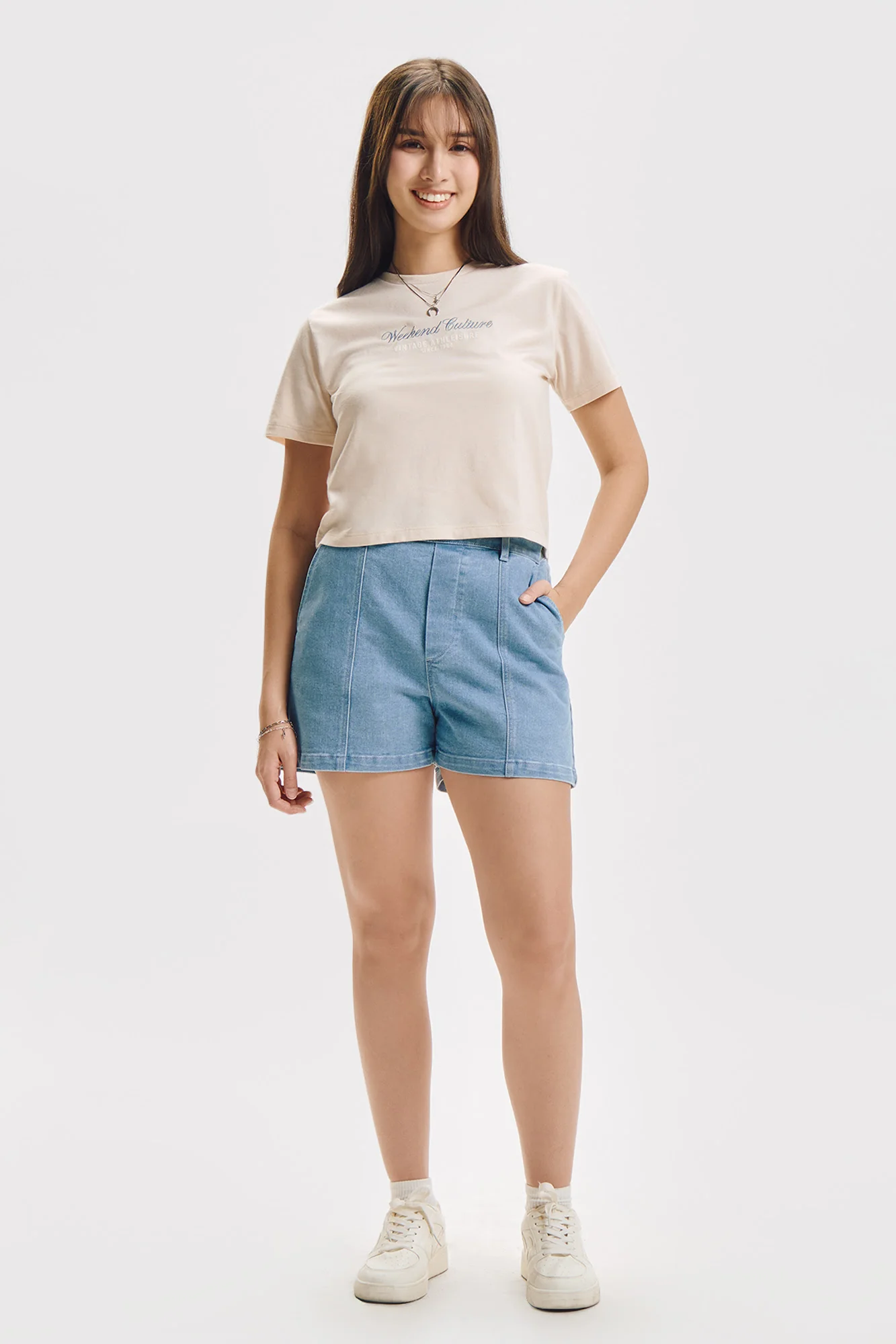 Weekend Culture Relaxed Graphic T-Shirt - Image 4