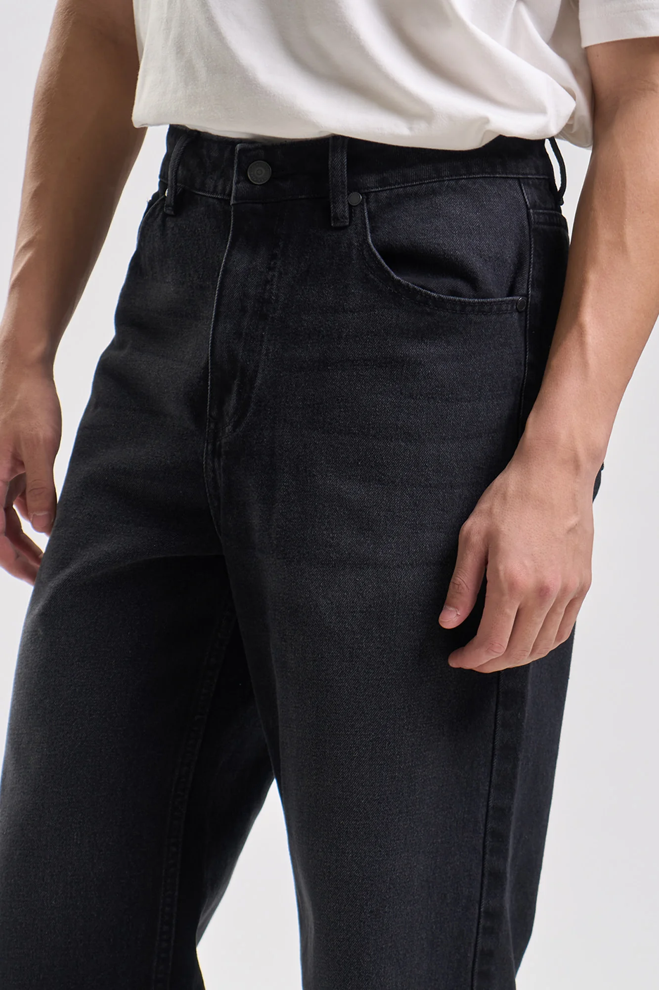 Wide Fit 5-Pocket Jeans - Image 2