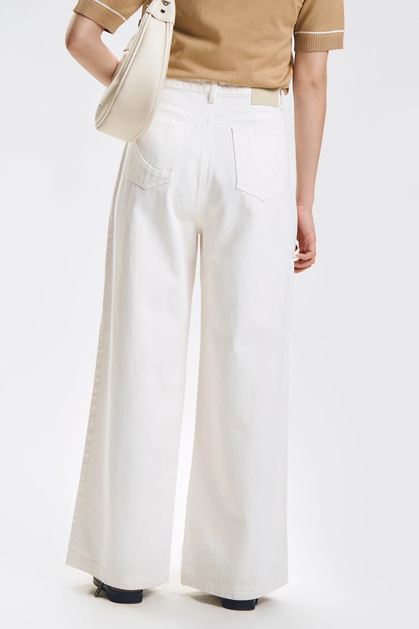 Wide Fit Front Patch Pocket Jeans - Image 4
