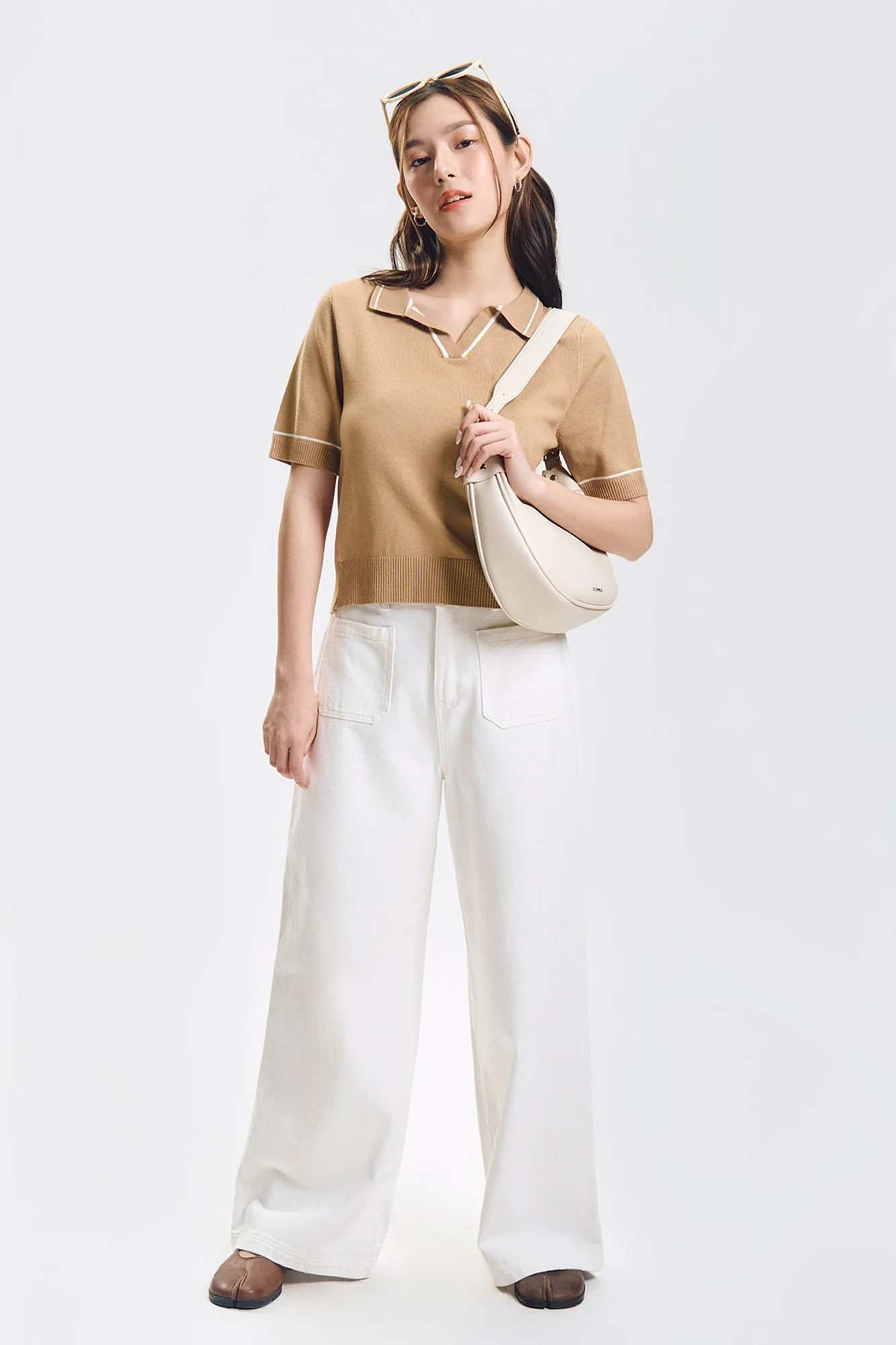 Wide Fit Front Patch Pocket Jeans - Image 5