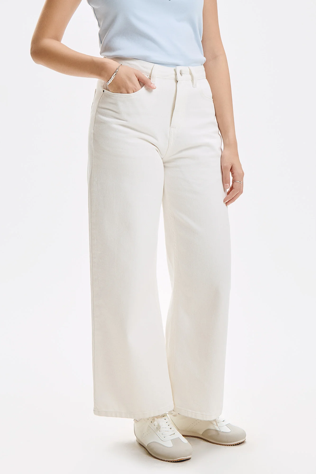 Wide Jeans - Image 4