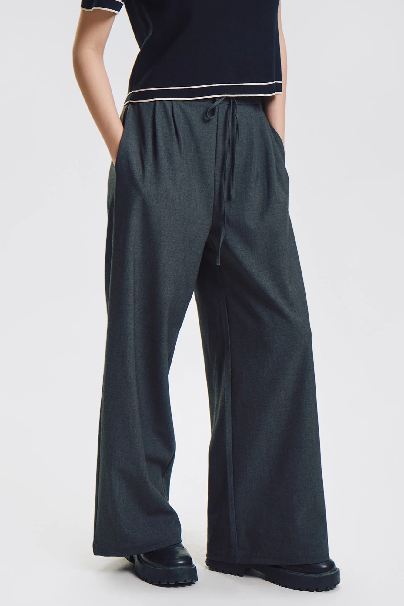 Wide Pull-On Pleated Pants - Image 3