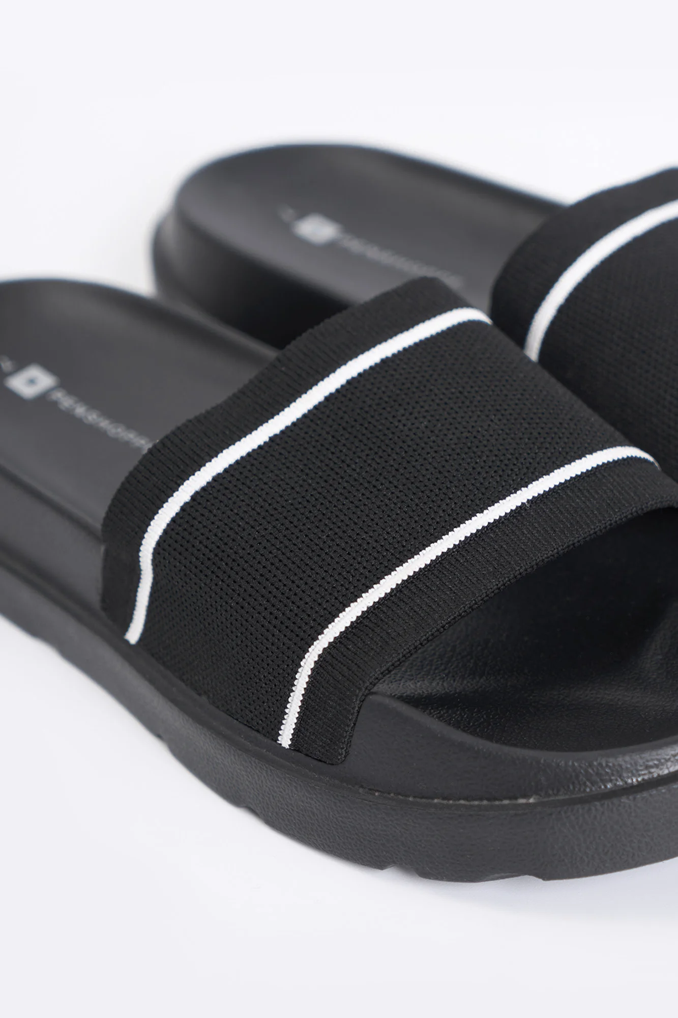 Women's Knitted One Band Slides - Image 4