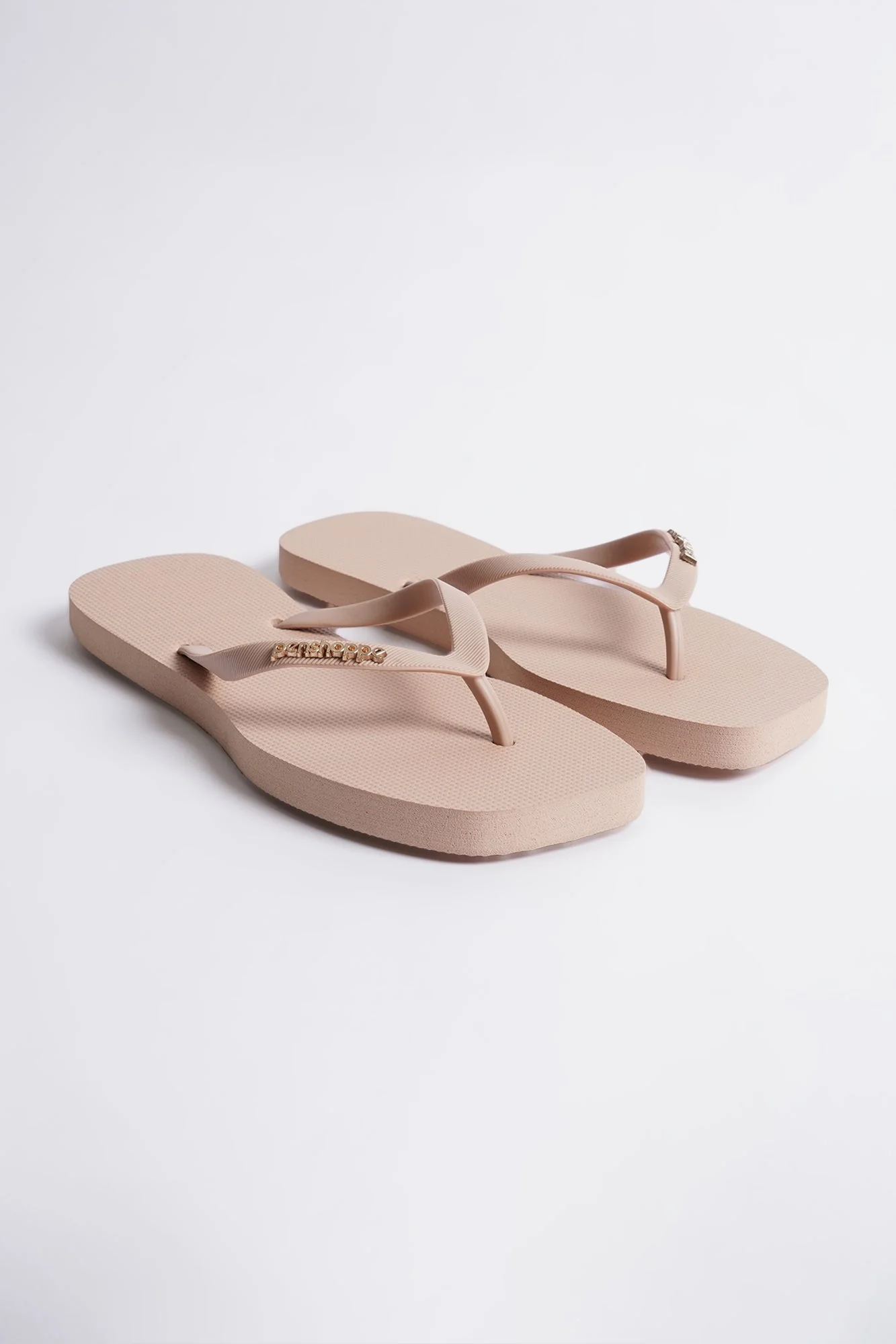 Women's Square Flip Flops with Metal Branding - Image 25